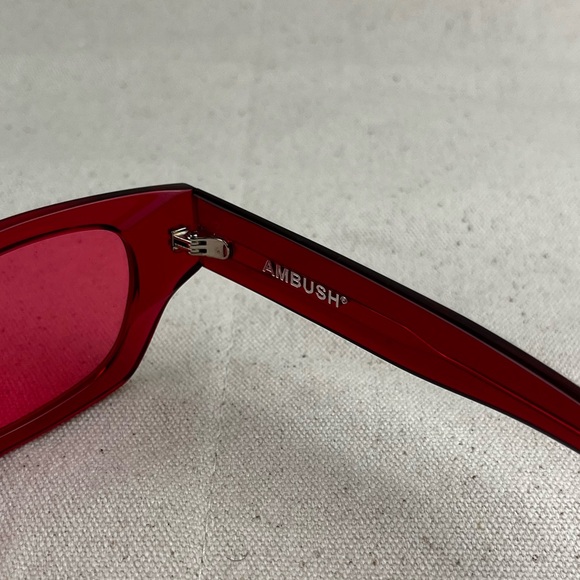 AMBUSH | Ray | Square Frame | Red | Sunglasses - Picture 6 of 7